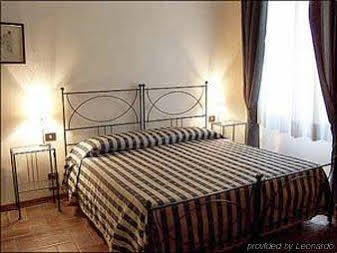 B&B Relais Il Campanile Florens Exteriör bild